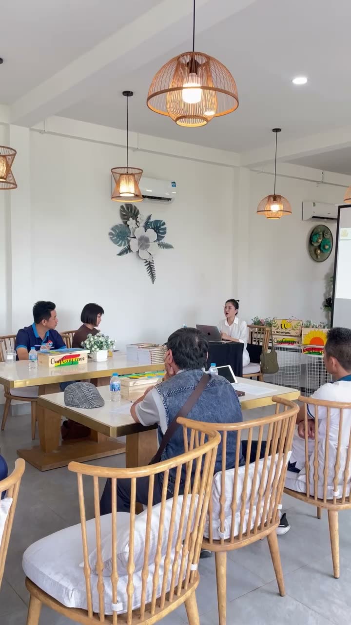 Lớp nuôi ong dú: phần hỏi đáp giữa buổi