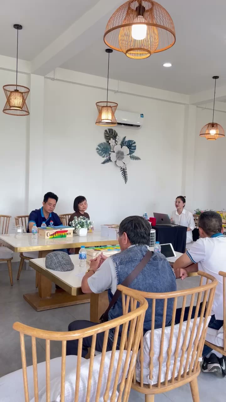 Buổi học lý thuyết trước giờ ra trại